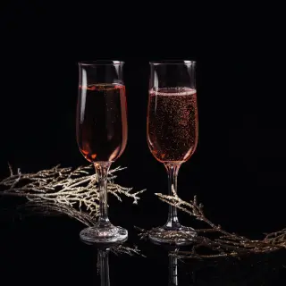 La Fine Bulle Épernay page champagne de prestige renom La Fine Bulle Épernay page champagne de prestige renom